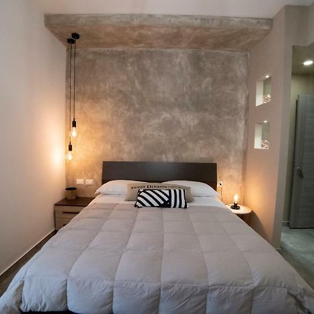 Anna & Alfredo Bed And Breakfast 제프라나에트니아 외부 사진