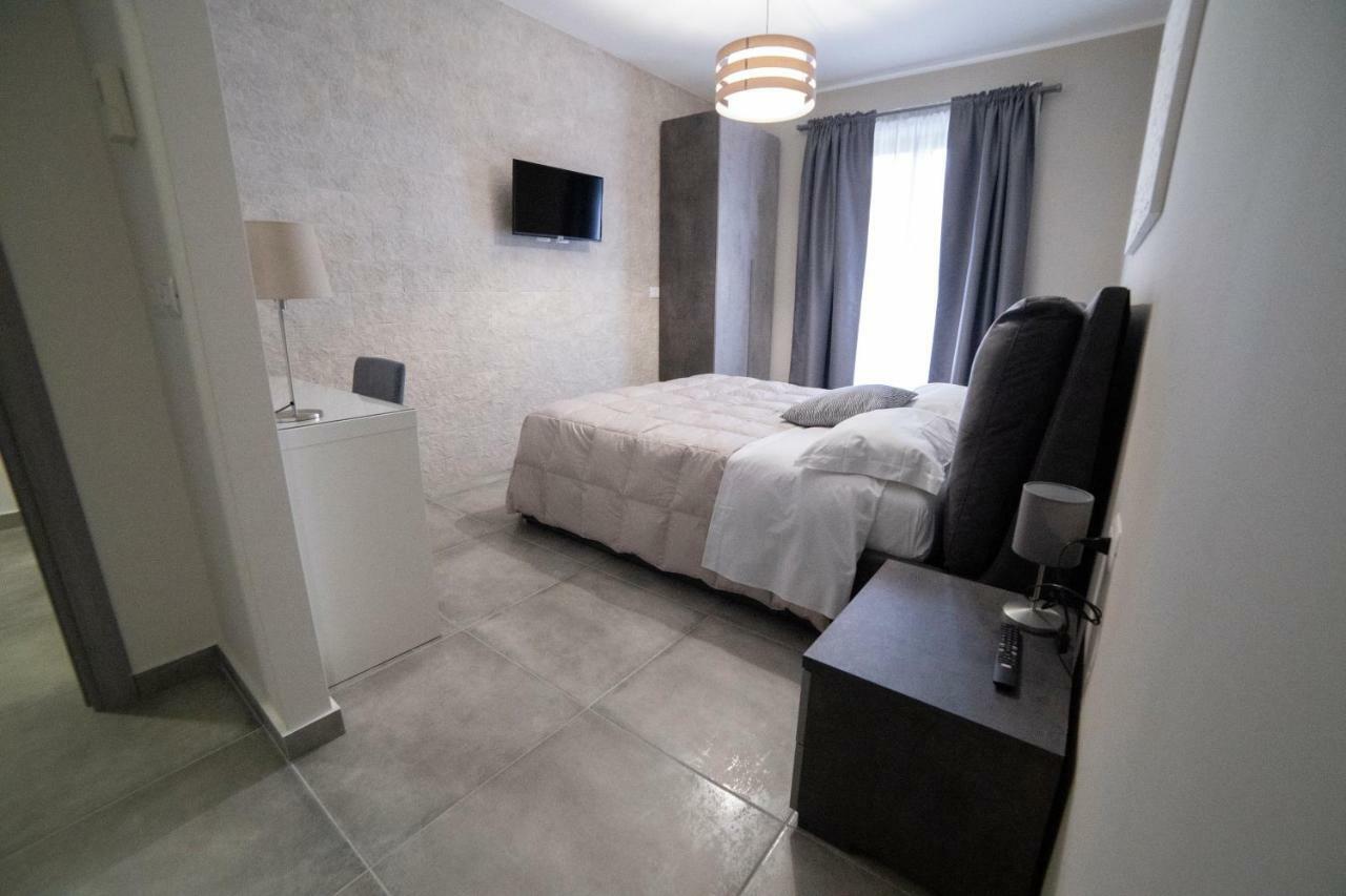 Anna & Alfredo Bed And Breakfast 제프라나에트니아 외부 사진